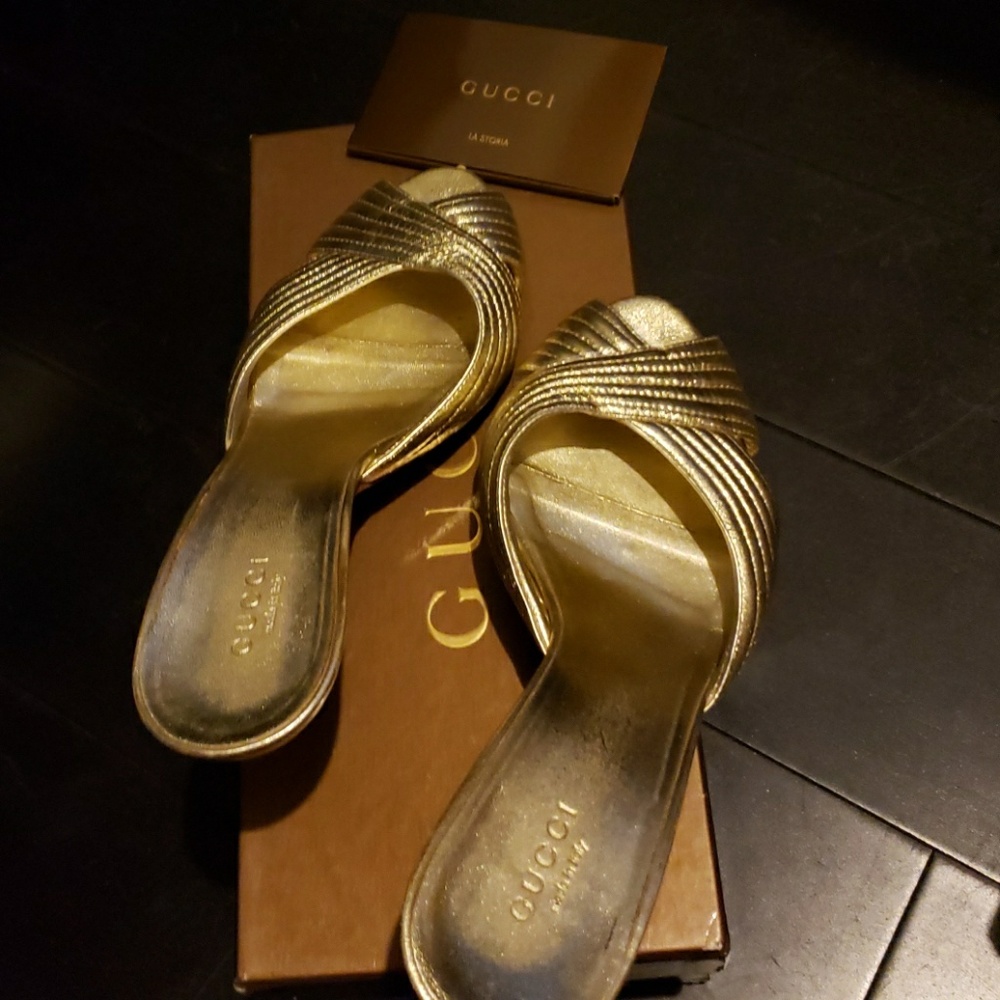 AUTHENTIC GUCCI sandals
